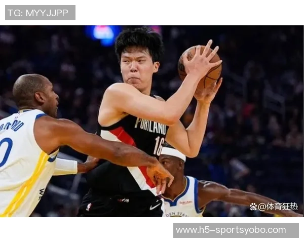 开拓者半场领先勇士16分杨瀚森表现平平库里贡献11分3篮板3助攻
