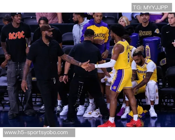 克莱伯为湖人征战经历尚浅常规赛未出场仅参与季后赛与季前赛